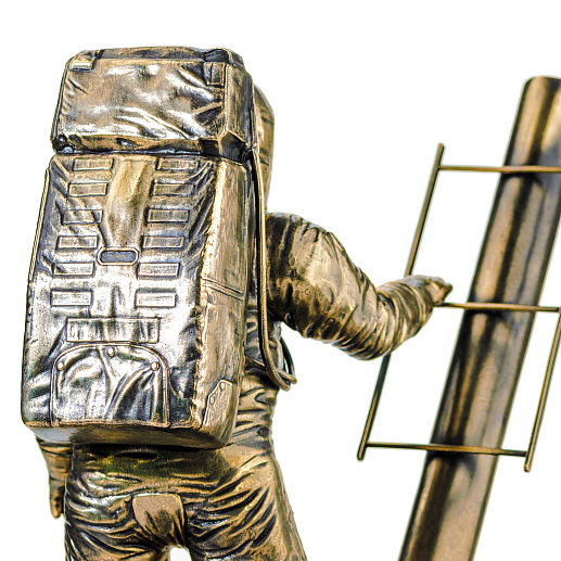 Диорама "Астронавт Нил Армстронг" 1/8 купить с доставкой Диорама "Астронавт Нил Армстронг" 1/8